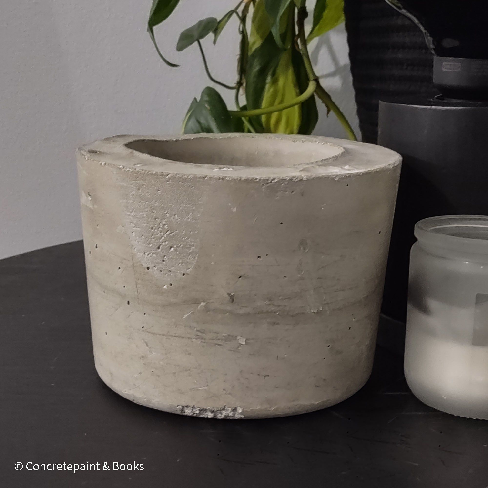 Medium Concrete Planter | Decorative Bowl